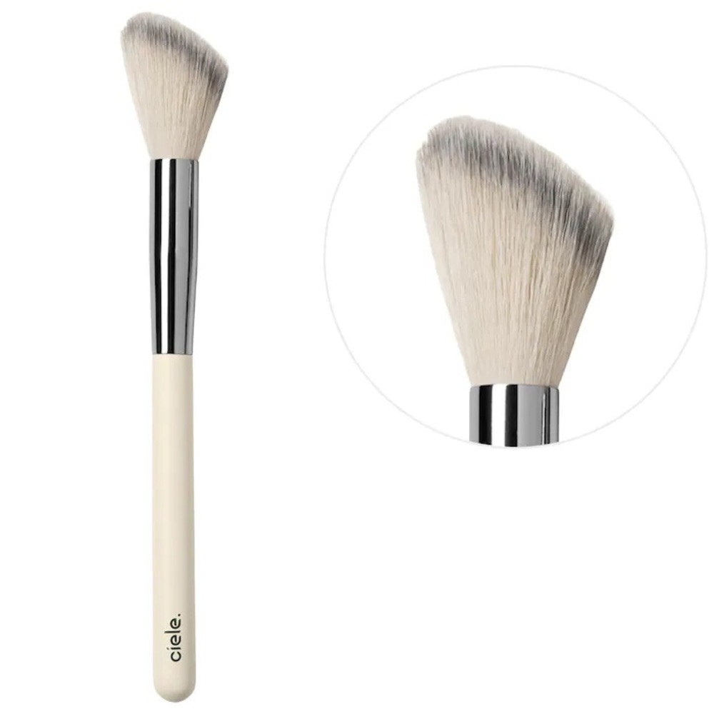 New Ciele The Flush Blush Brush